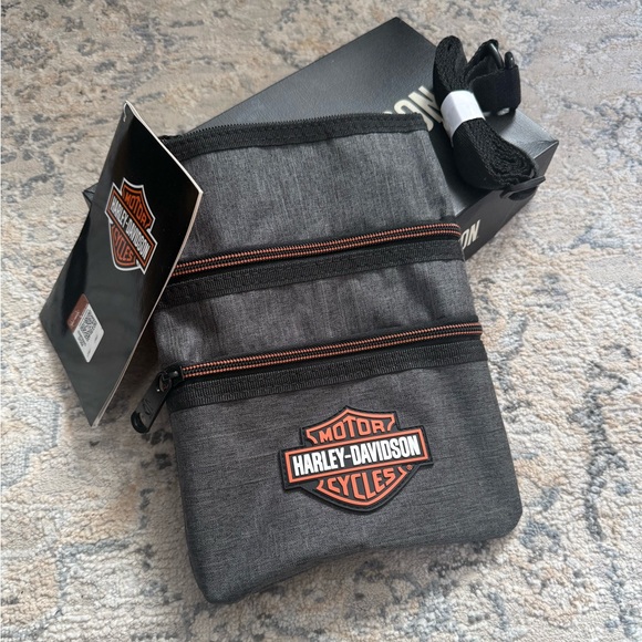 Harley-Davidson Heather Gray Crossbody Sling Bag Shield Logo NWT - Picture 2 of 6